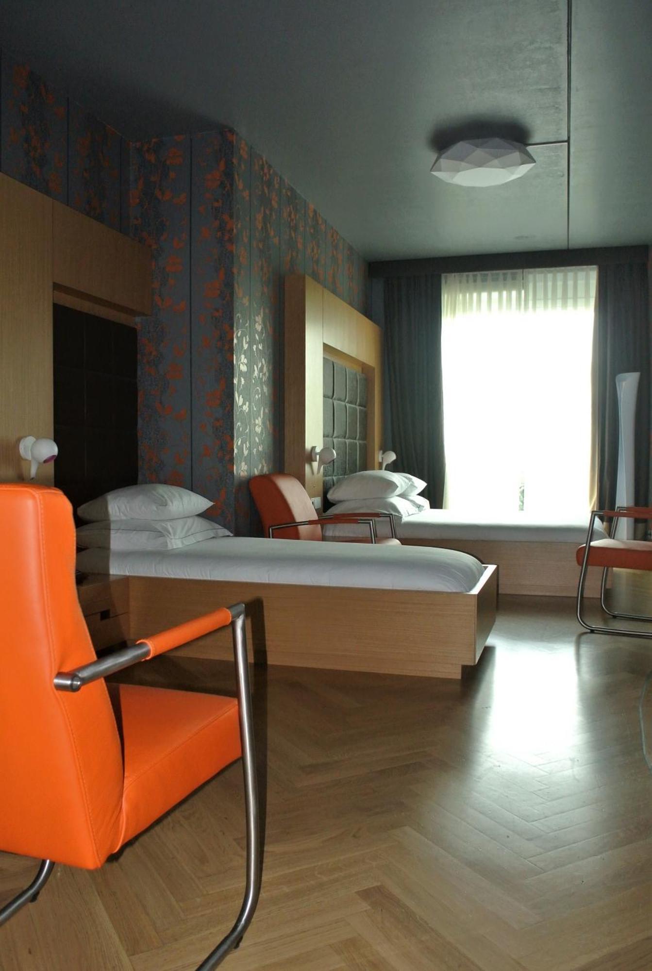 אמסטרדם Amadi Park Hotel מראה חיצוני תמונה